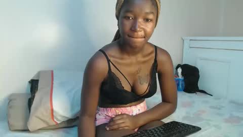 Snapshot of pinnacle_ chatting on May 2026 10:21:01 AM zenah online show from May 2026 10:21:01 AM