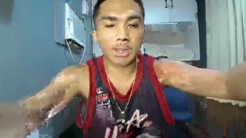 Adrianne online show from November 2025 11:53:01 AM