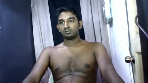 rayvienn online show from April 2026 07:58:02 AM