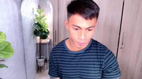 ethan online show from October 2025 03:26:01 AM