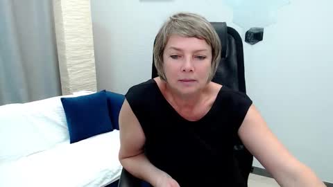 Snapshot of pion_s chatting on September 2025 04:46:02 AM Bella online show from September 2025 04:46:02 AM