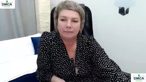 Snapshot of pion_s chatting on October 2025 08:28:01 AM Bella online show from October 2025 08:28:01 AM