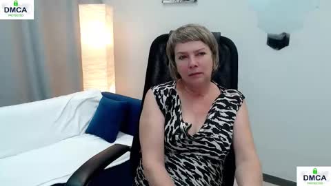 Snapshot of pion_s chatting on October 2025 04:57:02 AM Bella online show from October 2025 04:57:02 AM