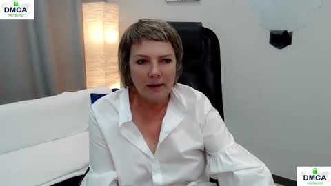 Snapshot of pion_s chatting on October 2025 09:21:02 AM Bella online show from October 2025 09:21:02 AM