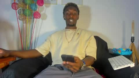 Snapshot of pipe_monstercock1 chatting on May 2026 07:32:01 PM P I P E - M O NS T E R C O C K online show from May 2026 07:32:01 PM