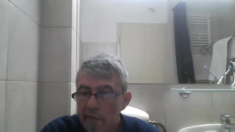 pipi2704 online show from January 2025 04:50:01 PM