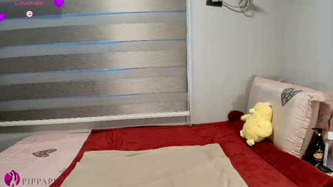PippaPia online show from April 2026 01:19:02 AM