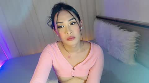 Ari online show from September 2025 04:19:01 PM