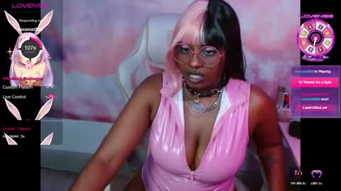 Snapshot of pixiebob25 chatting on October 2025 03:16:02 AM Thekawaiidomme online show from October 2025 03:16:02 AM