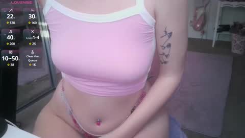 Pixie online show from February 2025 10:50:02 PM