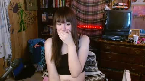 Izzy online show from February 2025 06:37:01 PM