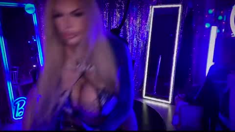 Dumb bimbo fuck doll online show from January 2025 04:22:02 AM