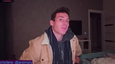 Arsenii online show from December 2025 03:25:01 AM