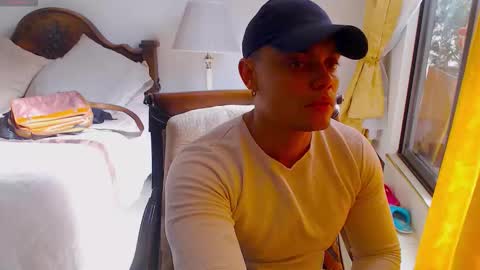 Snapshot of playboy_sex6 chatting on February 2026 09:11:01 PM PETER online show from February 2026 09:11:01 PM