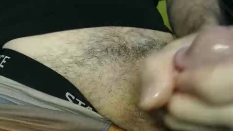 playful_hon online show from May 2026 04:59:02 PM