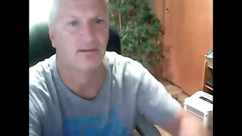 playfulguy4fun online show from October 2025 04:18:01 PM