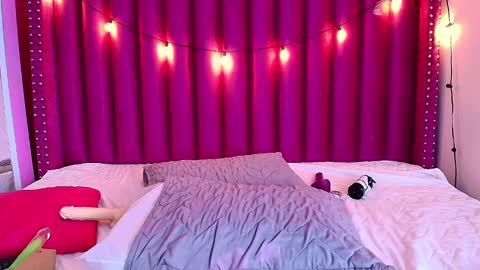 SAMARA  online show from December 2024 04:06:01 PM