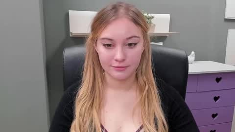 Valeria online show from February 2025 11:33:02 AM