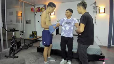   online show from October 2025 11:13:01 PM