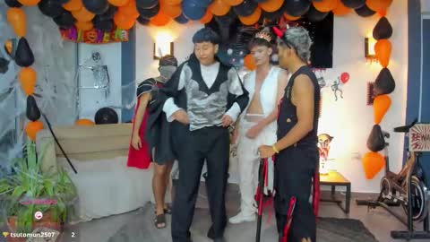   online show from October 2025 11:28:02 PM