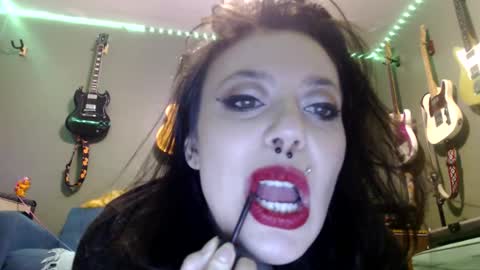 pleasantdinosaurus7537 online show from November 2025 01:16:02 AM