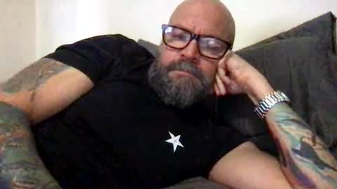 PleaseSitOnMyCock online show from January 2025 03:40:01 PM