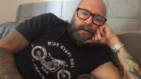 PleaseSitOnMyCock online show from October 2025 03:24:01 PM