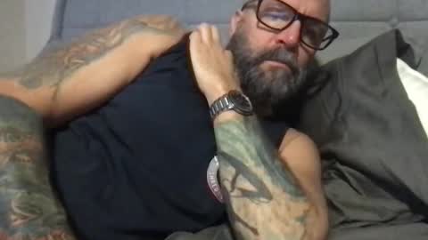 Snapshot of pleasesitonmycock chatting on March 2026 07:15:01 AM PleaseSitOnMyCock online show from March 2026 07:15:01 AM