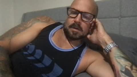 Snapshot of pleasesitonmycock chatting on August 2026 01:21:01 PM PleaseSitOnMyCock online show from August 2026 01:21:01 PM