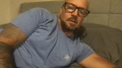 Snapshot of pleasesitonmycock chatting on August 2026 04:00:01 AM PleaseSitOnMyCock online show from August 2026 04:00:01 AM