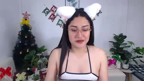 Ploysai online show from December 2024 10:59:01 PM