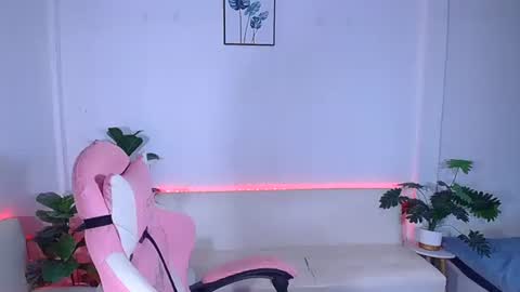 Ploysai online show from September 2025 04:47:01 AM