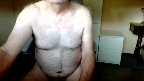 Snapshot of pluchet chatting on June 2026 05:12:01 AM pluchet online show from June 2026 05:12:01 AM