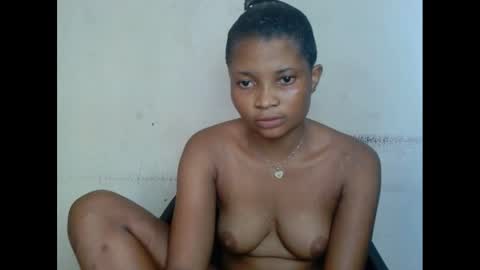 plumnjuicyx online show from February 2025 04:10:02 PM