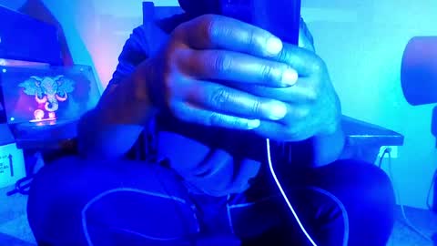 StraightPlush online show from May 2026 11:57:01 PM