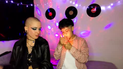   online show from December 2024 01:07:01 AM