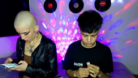   online show from December 2024 09:39:01 PM