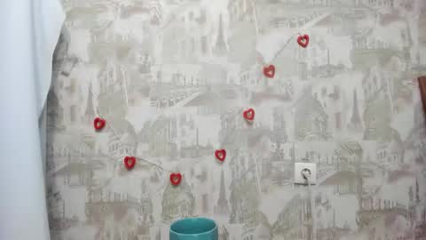 Erica online show from December 2024 04:39:01 PM