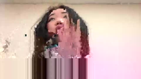 Erica online show from December 2025 03:34:01 AM