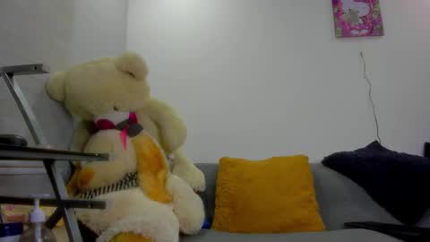 catalina online show from September 2025 06:37:01 AM