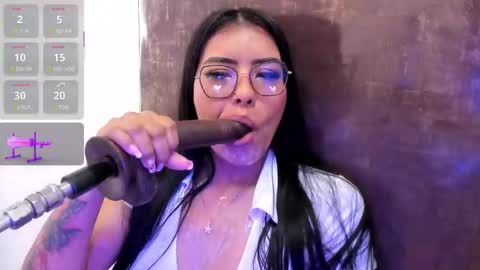 pocahontas_lantina online show from September 2025 08:52:02 AM