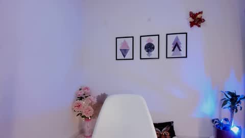 Jasmine online show from January 2025 10:49:02 PM