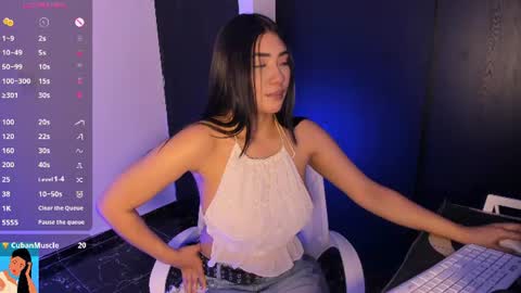 Snapshot of pocahontasss11 chatting on July 2026 12:47:02 AM im vane Model Independet online show from July 2026 12:47:02 AM