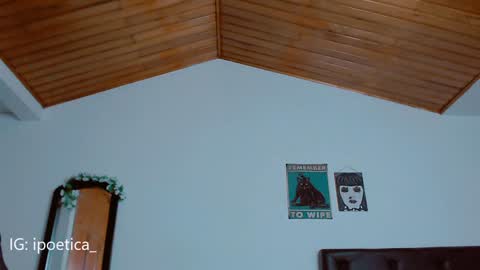 IG ipoetica  online show from December 2024 11:08:01 PM