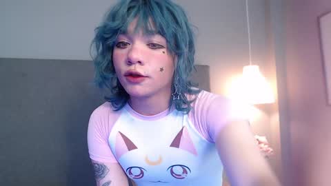  Luna  online show from January 2025 07:59:02 PM