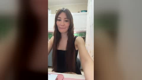 poison_glow online show from April 2026 01:15:02 PM