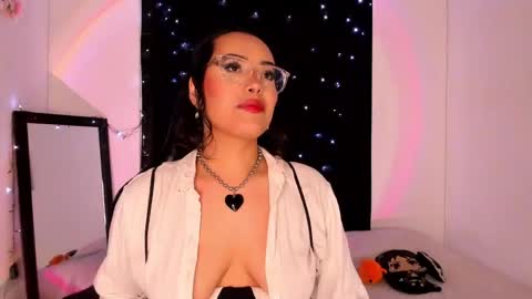 Snapshot of poison_willow chatting on January 2025 08:28:01 PM Willow Hours 12pm to 630pm Colombian time FRIDAY AND SUNDAY FREE DAYS online show from January 2025 08:28:01 PM