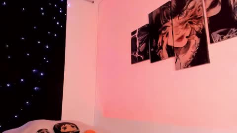 Snapshot of poison_willow chatting on February 2025 09:49:01 PM Willow Hours 12pm to 630pm Colombian time FRIDAY AND SUNDAY FREE DAYS online show from February 2025 09:49:01 PM