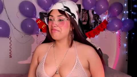 Snapshot of poison_willow chatting on November 2025 06:30:01 PM Willow Hours 12pm to 630pm Colombian time FRIDAY AND SUNDAY FREE DAYS online show from November 2025 06:30:01 PM