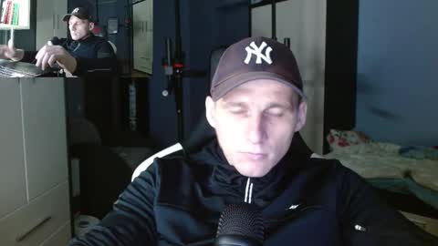 Poliglot online show from October 2025 12:43:02 AM